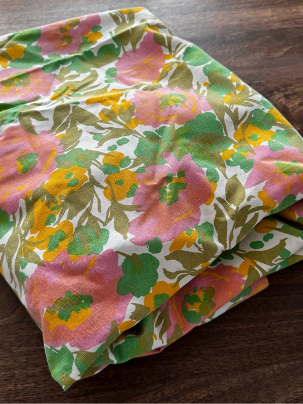 Vintage Thick fabric 86”x72” made into a large oval